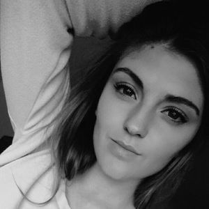 Meet your Posher, Caroline